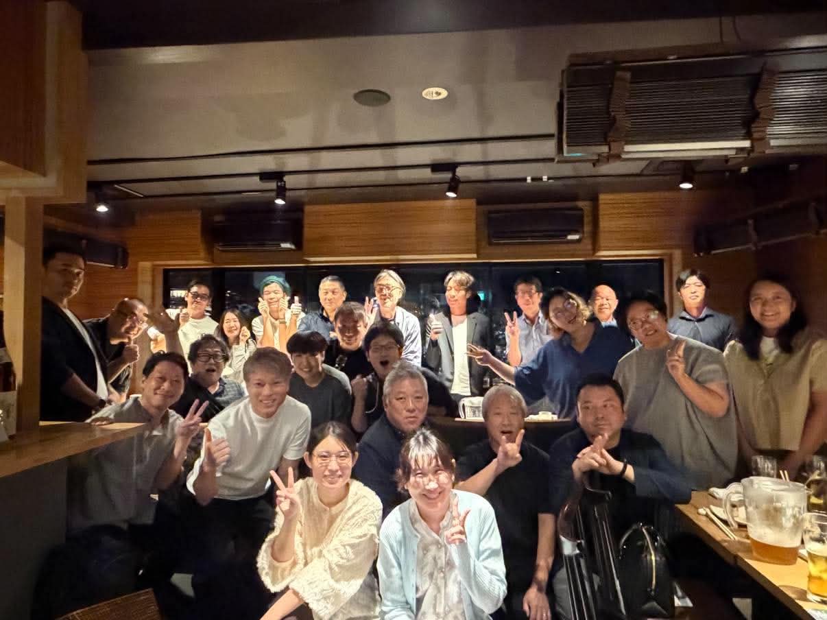 これマネ京都の例会。お開き前に参加者全員で撮った集合写真